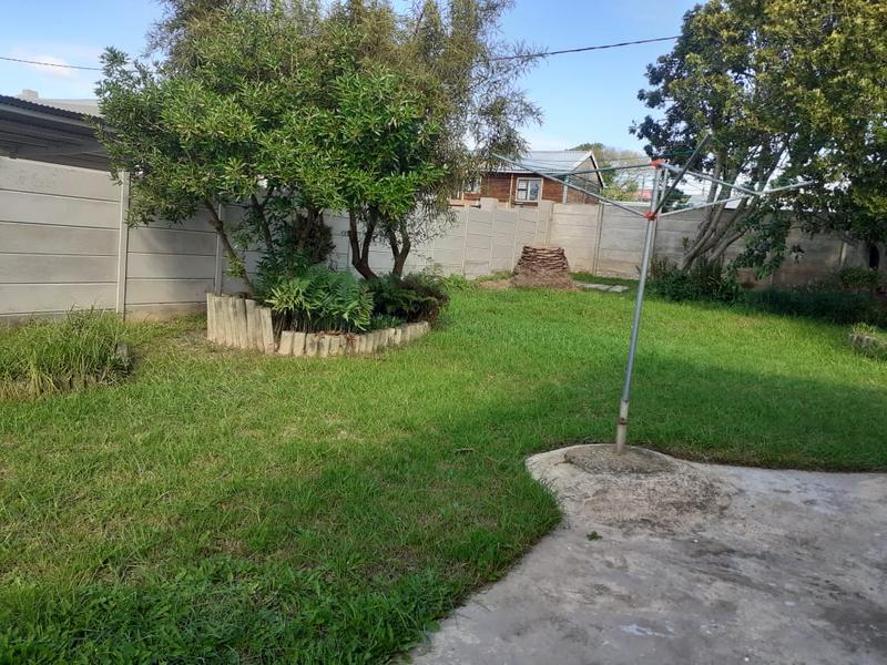 2 Bedroom Property for Sale in Albertinia Western Cape